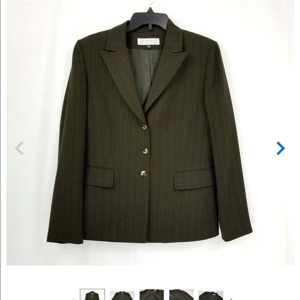 TAHARI SUIT